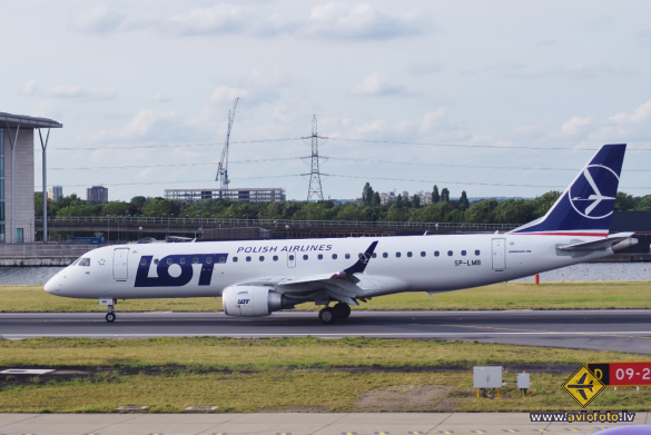 Embraer 190STD (ERJ-190-100STD)